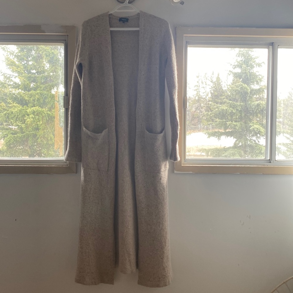 Theory sweater size medium